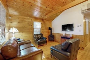 TV, fireplace, DVD player, table tennis