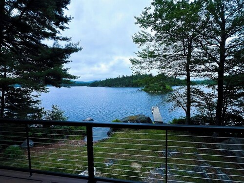 Loon Haven - Spacious Lakefront Home with a Sandy Beach, Kayaks, and Stunning Panoramic Views