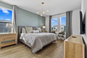 Desk, iron/ironing board, WiFi, bed sheets - 6BR Reunion Villa w Pool, Spa w Modern Decor 7894 (Kissimmee)