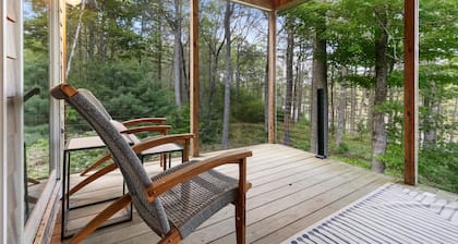 Private Waterfront Retreat- Tranquil private riverfront home w/ tidal dock & large yard