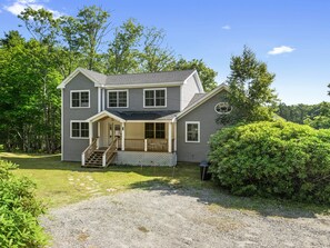 Exterior - The Lighthouse: Gorgeous Oceanfront Home with Hot Tub, Modern Remodel, and Stunning Views (Wiscasset)