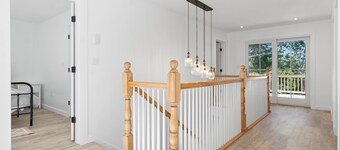 The Lighthouse: Gorgeous Oceanfront Home with Hot Tub, Modern Remodel, and Stunning Views