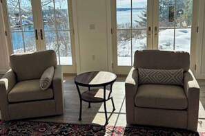 Interior - Gorgeous Oceanfront Home with Hot Tub, Modern Remodel, and Stunning Views (Wiscasset)