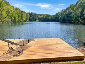 Property grounds - Swimming Bear Lodge - Lakefront | Platform Dock | Pet Friendly | Game Room (Cherry Log)