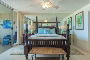 2 bedrooms, iron/ironing board, free WiFi, bed sheets - Epic Sunsets. Oceanview 2 BR. Walk to Beach and Shops. (Kihei)