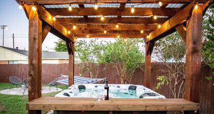 Prime Location- 4BR | Hot Tub, BBQ & Kids Play Zone
