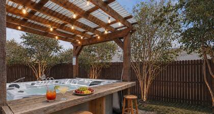 Prime Location- 4BR | Hot Tub, BBQ & Kids Play Zone