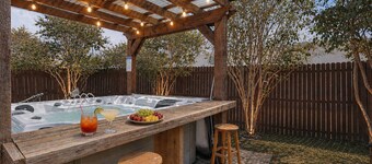 Prime Location- 4BR | Hot Tub, BBQ & Kids Play Zone