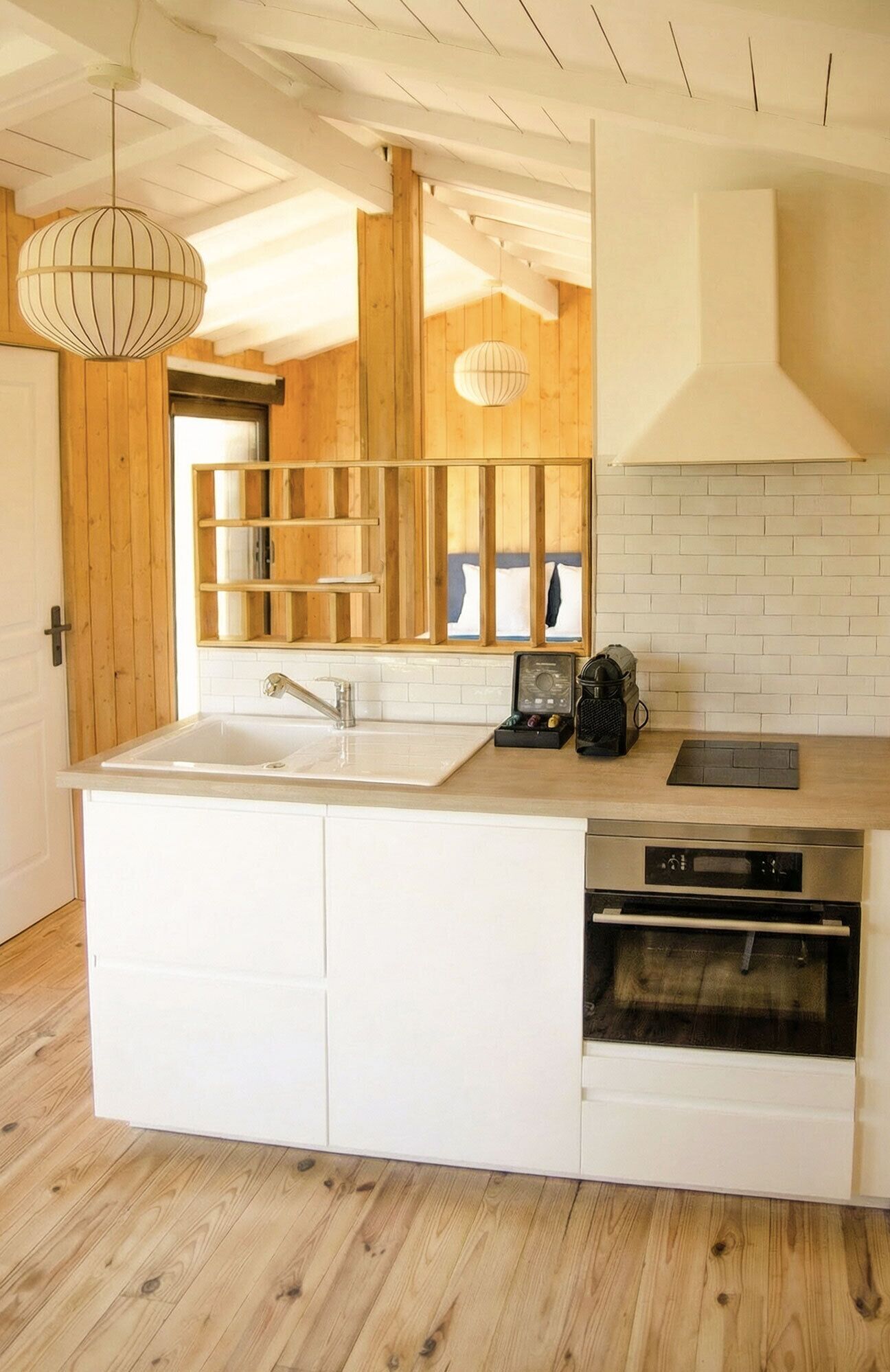 Fridge, oven, coffee/tea maker, cookware/dishes/utensils