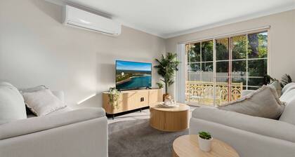 Husky Hideaway by Experience Jervis Bay