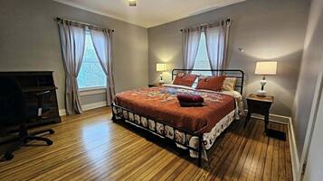 WiFi, bed sheets