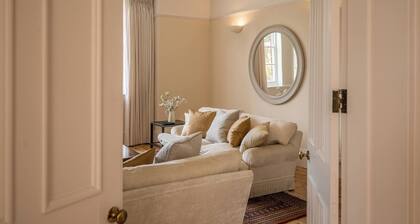 The Old School House with annexe, Friston