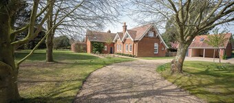 The Old School House with annexe, Friston