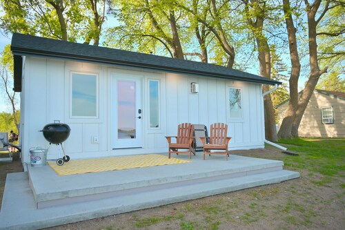 The Cozy Cabin, Fireplace & Flexible Stay Promo