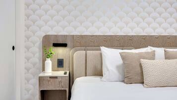 WiFi, bed sheets