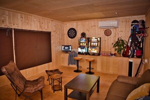 Living area - Goodies Ella (Shimonoseki)