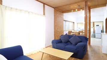 House, Non Smoking | Living area