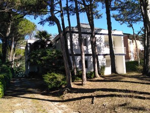 Exterior - Villa Chiara 3 by Interhome (Lignano Pineta)