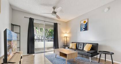 Easy stay in downtown Gilbert Gym/Pool/HT/Laundry