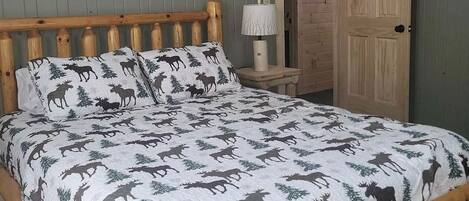 3 habitaciones y ropa de cama