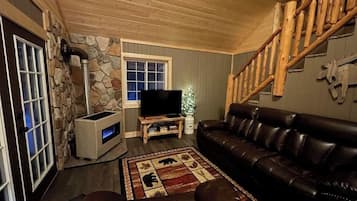 Smart TV, DVD player, books