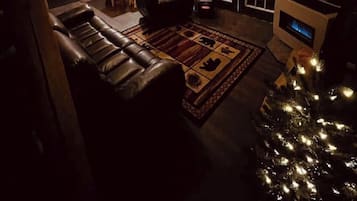 Smart TV, DVD player, books