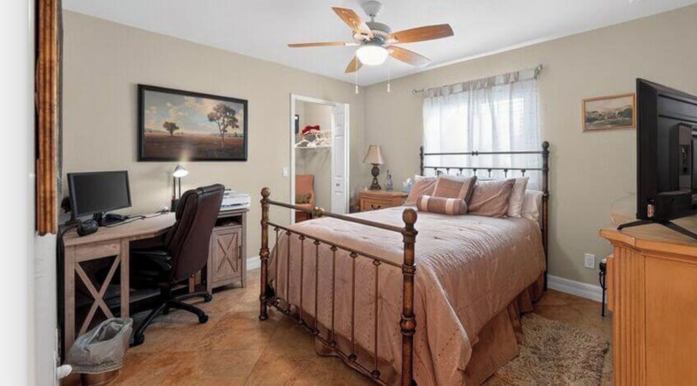Iron/ironing board, WiFi, bed sheets