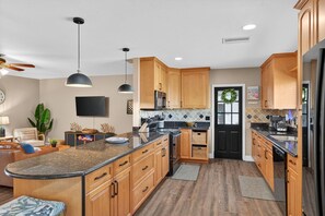 Private kitchen - Seminole Retreat | Beach Days, BBQ Nights & Tiki Hut (Seminole)