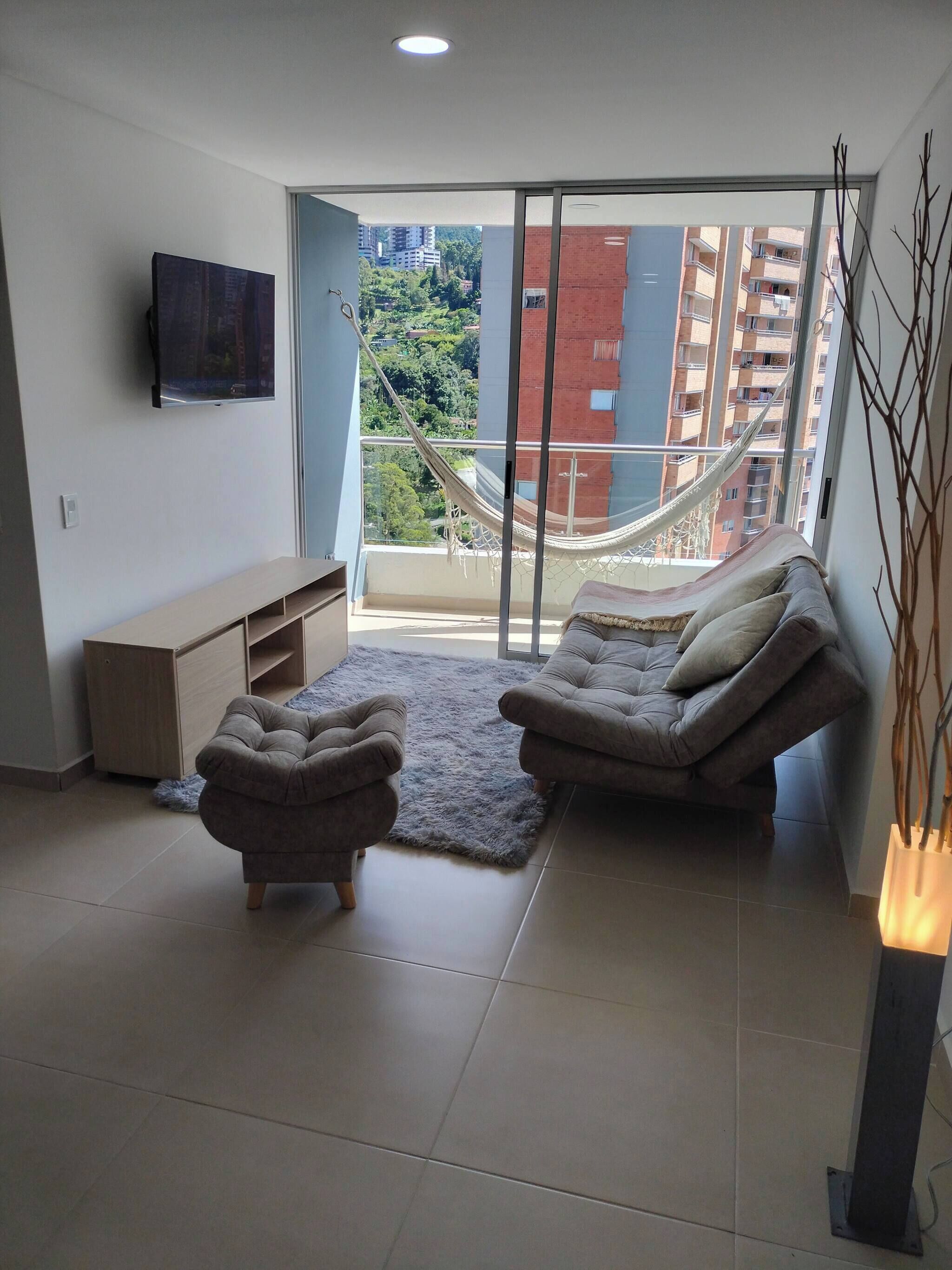 Apartment, 3 Bedrooms, Accessible, Patio | Living room