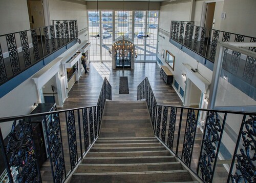 Amazing Suite 4 Nearby Massive Medical Complexes!