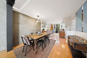 Dining - New York Style Loft in the Heart of Downtown SD (San Diego)