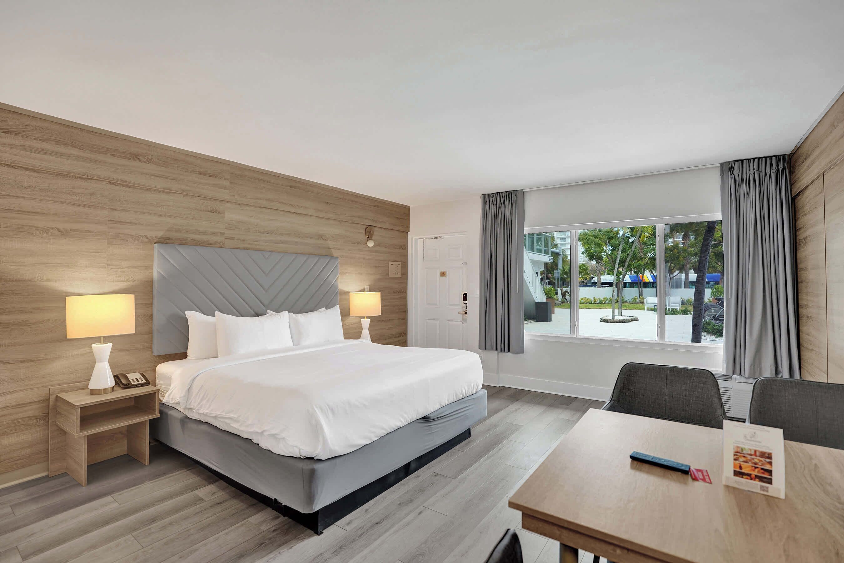 Desk, WiFi, bed sheets