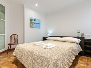 Iron/ironing board, Internet, bed sheets - El Rocio 3B1 - 2 Bedrooms, very close to the beach, swimming pool (Torremolinos)