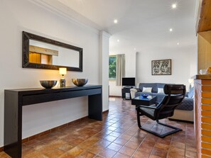 TV - El Rocio 3B1 - 2 Bedrooms, very close to the beach, swimming pool (Torremolinos)