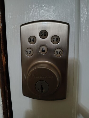 Enjoyable 1-bedroom apartmen
t with AC in vibrant Brooklyn