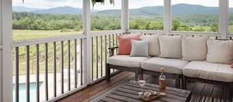 Charming Cottage Room at The Inn at Stinson Vineyards