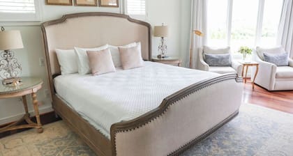 Classic Deluxe Room at The Inn at Stinson Vineyards