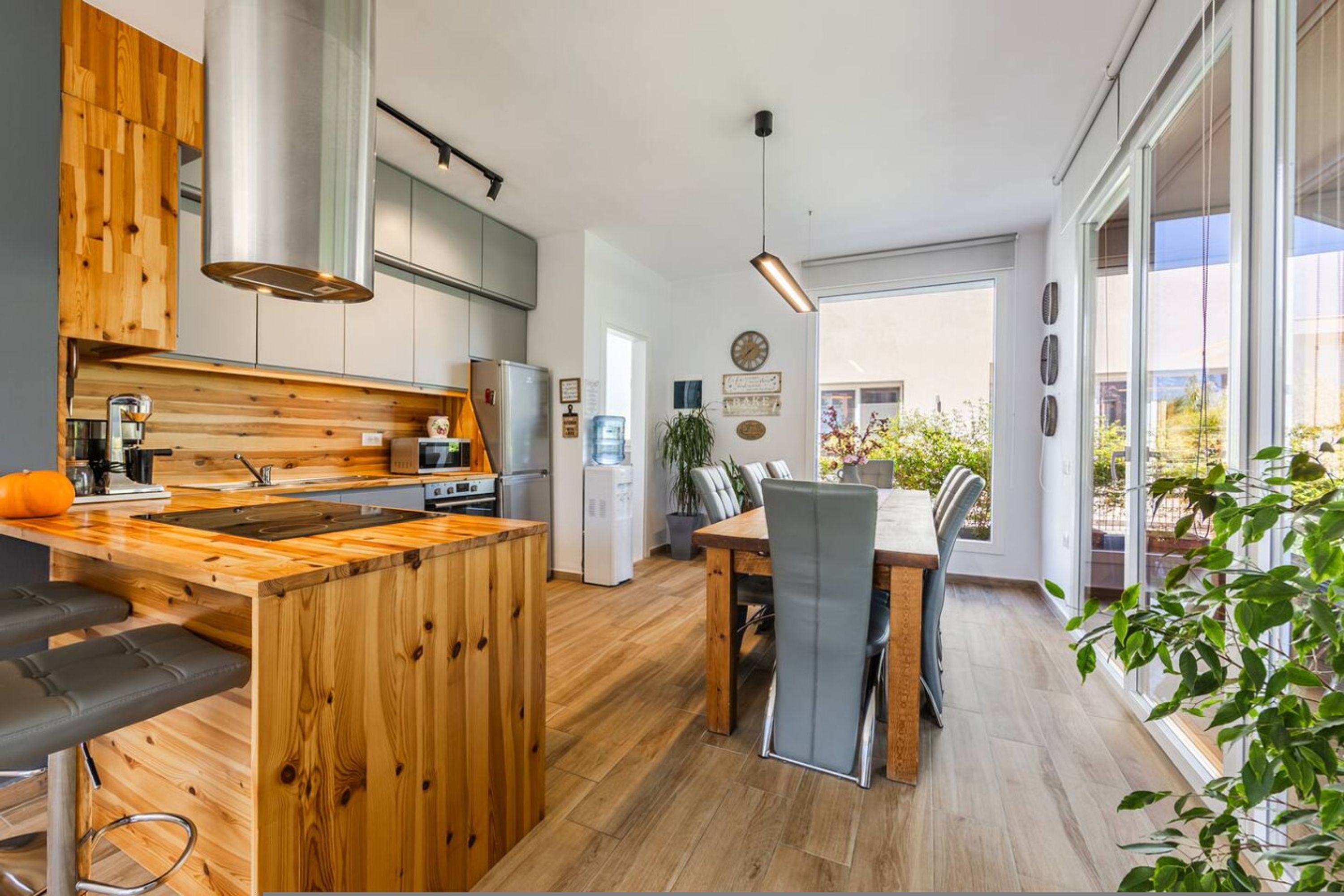 3 bedrooms