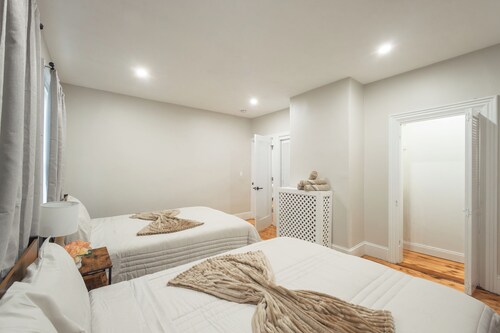 Serene 3BR-1BA Apt in vibrant Boston - Near T w Parking