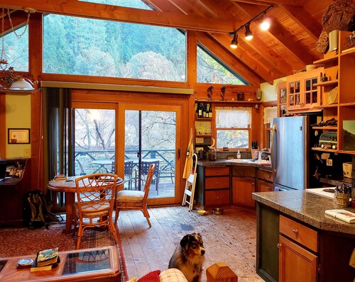 2-bedroom riverfront house in beautiful Downieville, fishing, biking, swimming