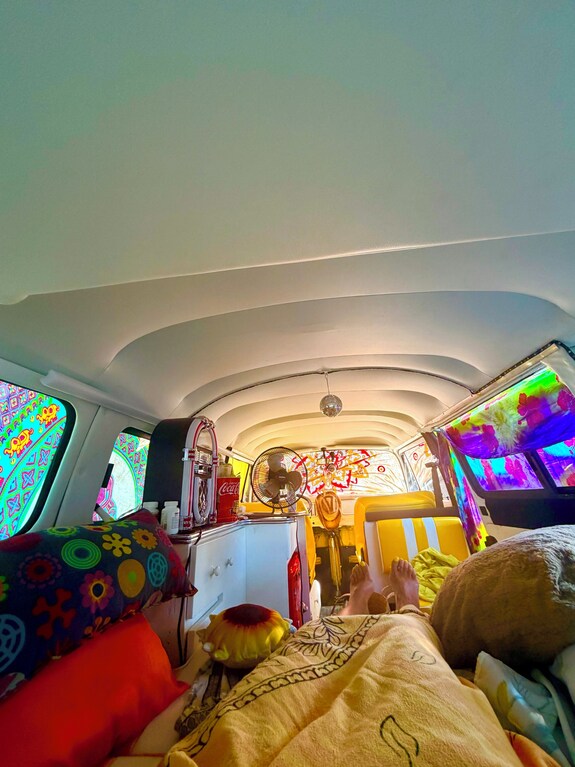 Amazing Retro Vw Disco Van Stay With Pool And Ocean Views Walk To The Beach - Jalisco