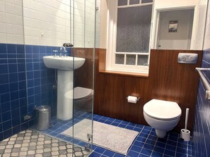 Hair dryer, towels - Art Deco Coastal Retreat, 250m to Coogee Beach (Coogee)