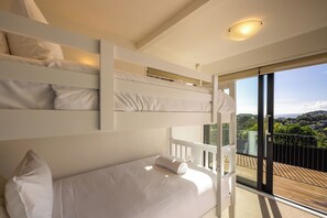 Maison Deluxe, patio, vue mer