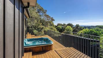 Casa luxo, varanda, vista para o mar | Terraço/pátio