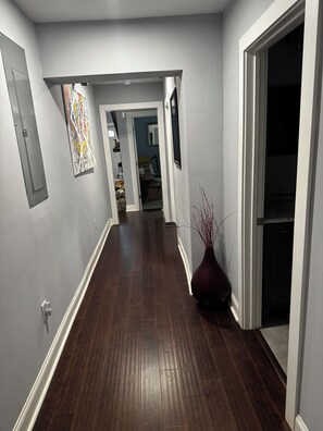 Interior - World Cup/Concert/Convention ready! Located near everything Atlanta has to offer (Atlanta)