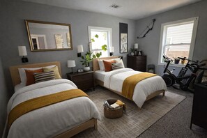 Iron/ironing board, WiFi, bed sheets - World Cup/Concert/Convention ready! Located near everything Atlanta has to offer (Atlanta)