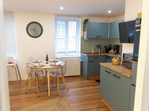 Cosy town house close to hiking, Casino, Spa, Games room.