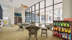 Interior - 3rd Coast Getaways - Sunchase IV 910 (South Padre Island)