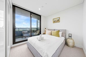 Desk, iron/ironing board, free WiFi, bed sheets - Wentworth Point 2BR/2BA | Ferry, Shops + Parking (Sydney Olympic Park)