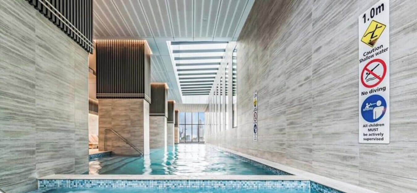Innenpool, beheizter Pool